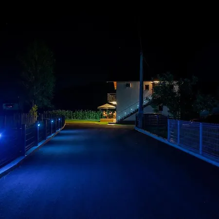 Sobe Mili Ozren Casa di campagna *