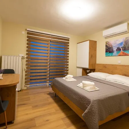 乡村民宿 Sobe Mili Ozren